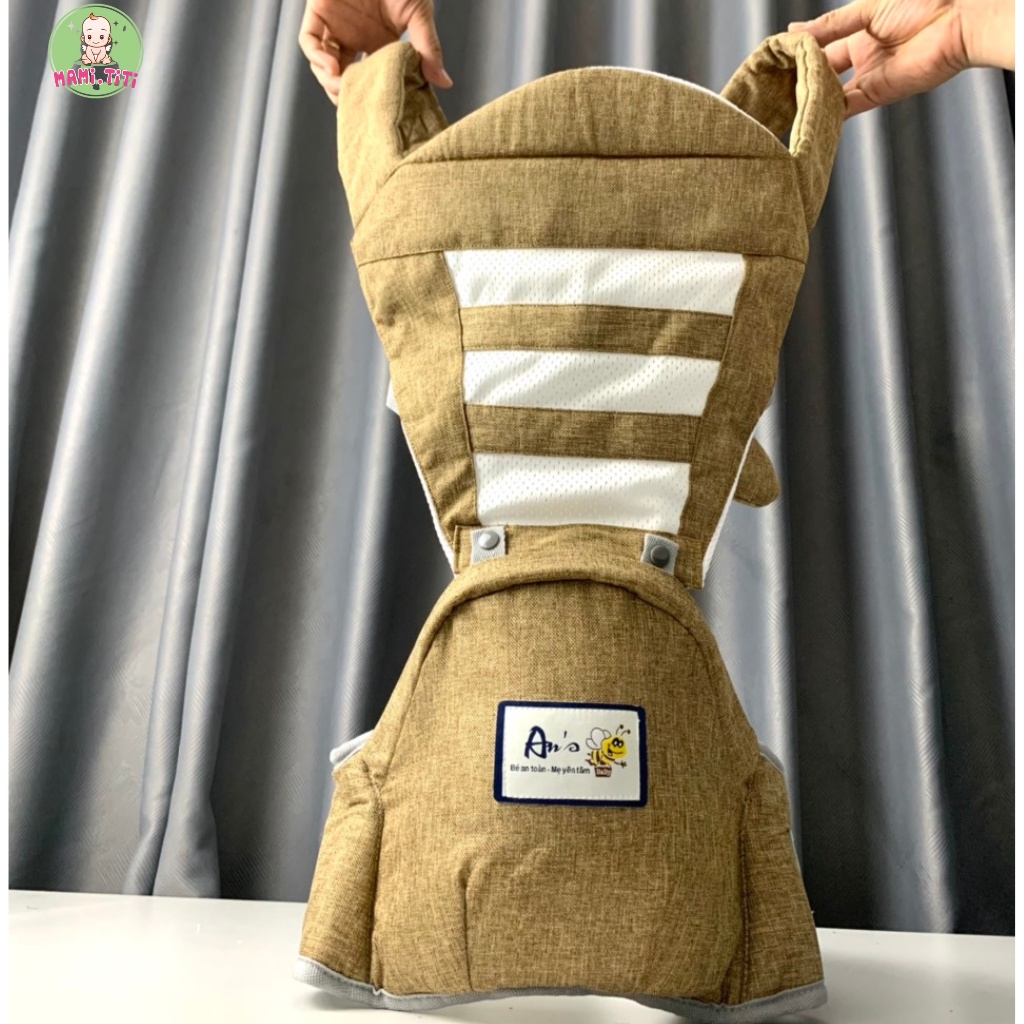 Địu ngồi cho bé Tâm An, Địu cho bé trợ lực vai và lưng, thông hơi thoáng khí