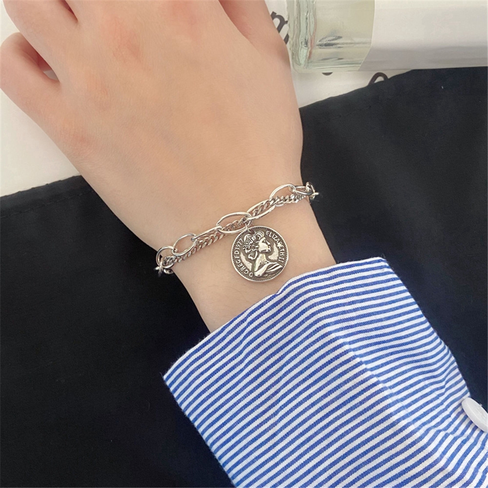 Vòng Tay Mặt Hình Chân Dung Phong Cách Retro Thời Trang Nữ