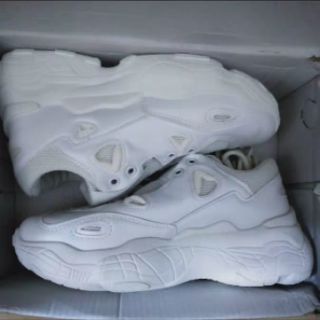 Giày Sneaker Trắng Basic Đồng Niên Cá Mực Hầm Mật