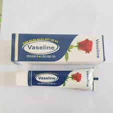 Kem ngăn ngừa nứt nẻ da Vaseline