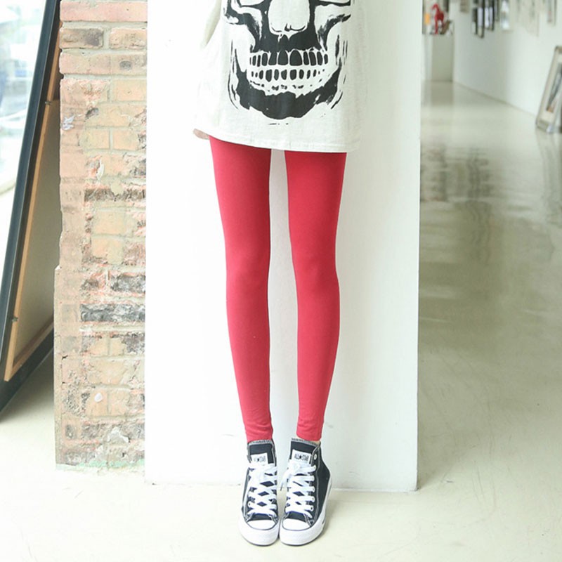 Quần legging lửng lưng cao chất liệu co giãn thoải mái | BigBuy360 - bigbuy360.vn