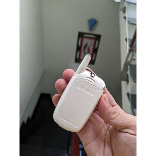 Samsung nữ hoàng T500 trắng hiếm