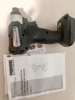 MÁY BẮT VÍT MAKITA XDT15
