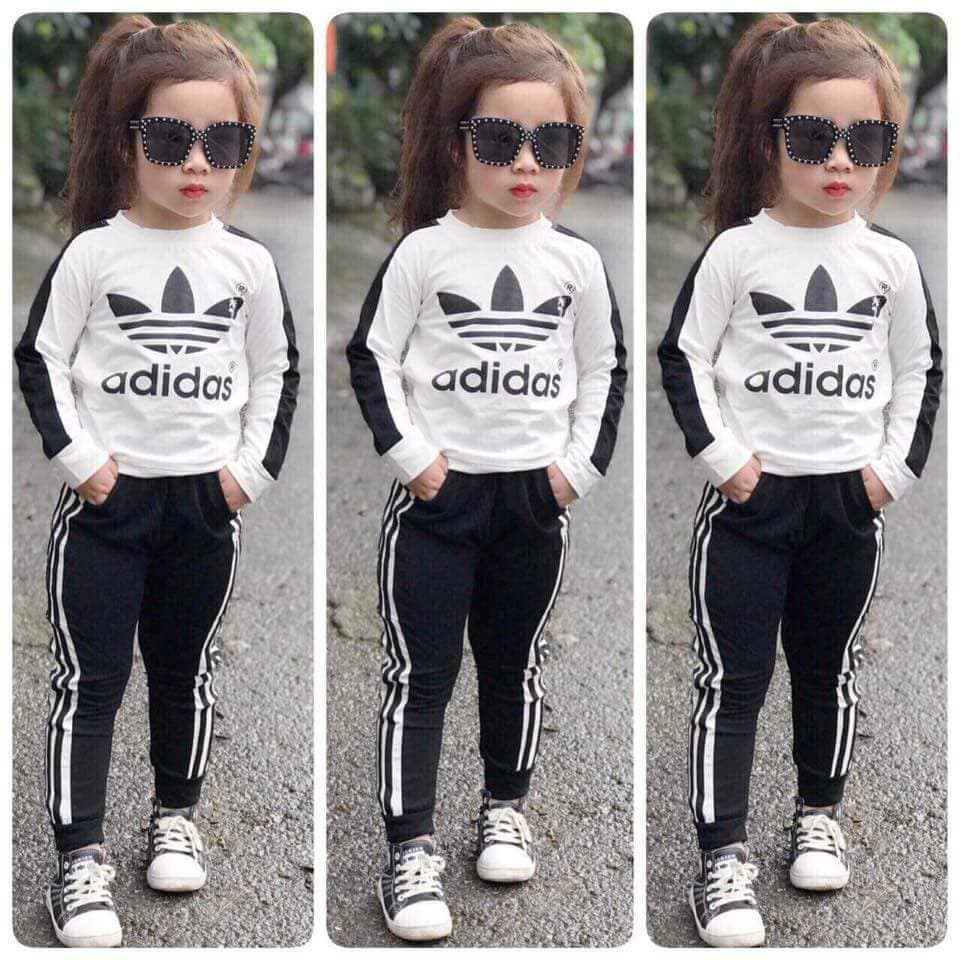 Set thể thao tay dài  Adidas bé gái