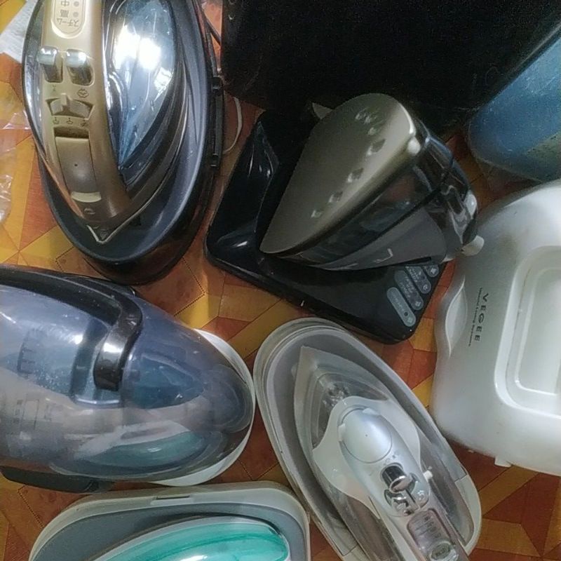 Bàn ủi hơi nước, không dây nội địa Nhật điện 110v