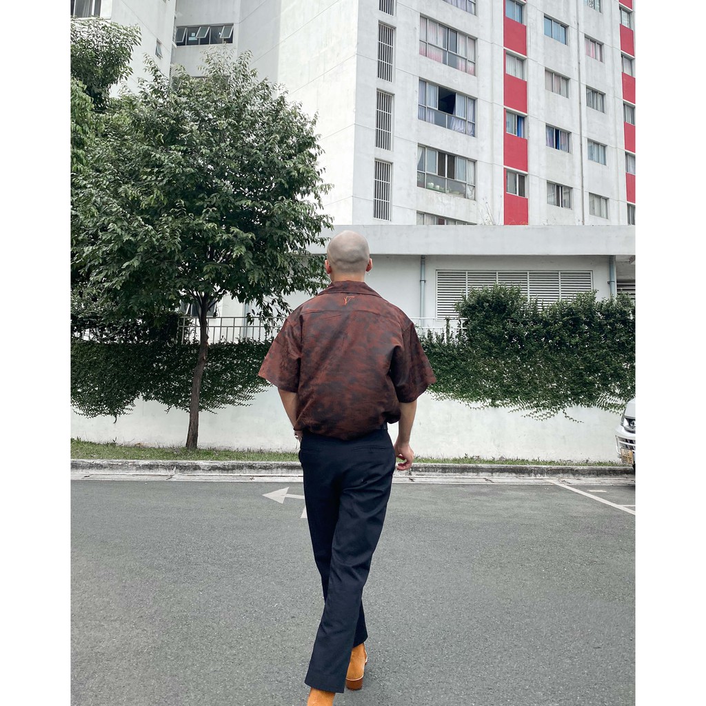 Áo Sơ Mi Ngắn Tay Nam Nữ Phom Rộng FVNXY Wax Nâu Thời Thượng | BigBuy360 - bigbuy360.vn