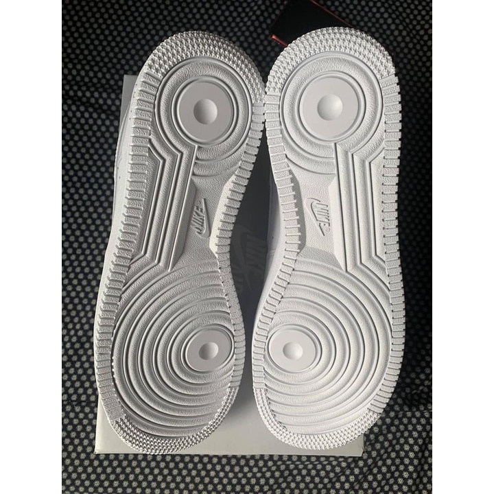 Giày Nike Air Force 1 Authentic