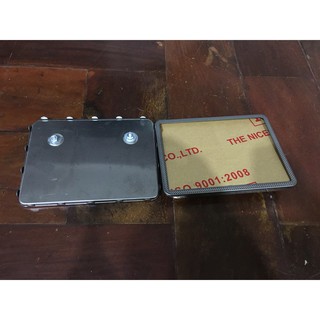 KHUNG BIỂN SỐ LUÔN MICA VÀNG/TITAN