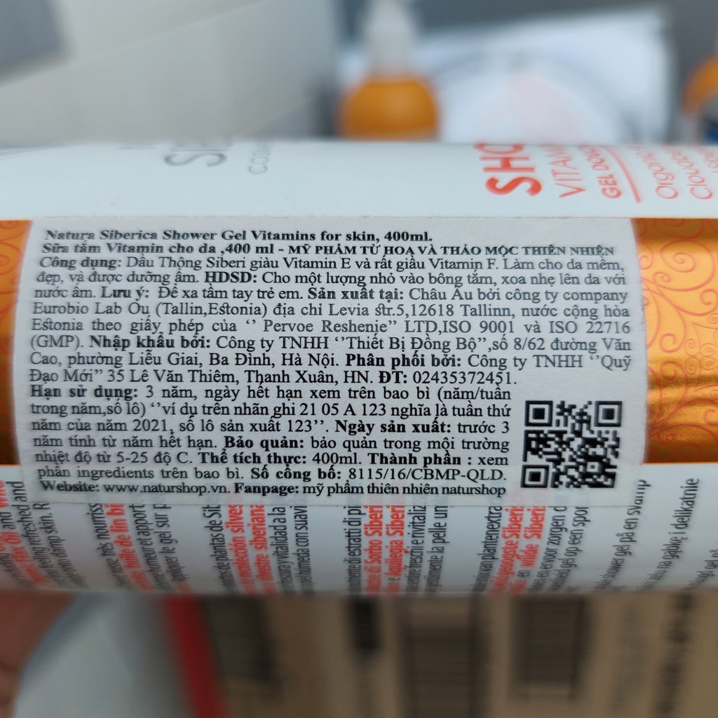 Sữa tắm dưỡng ẩm, bảo vệ da khỏi tia UV, tia cực tím Natura Siberica Shower Gel Vitamin For Skin LOVESKINCARE VN