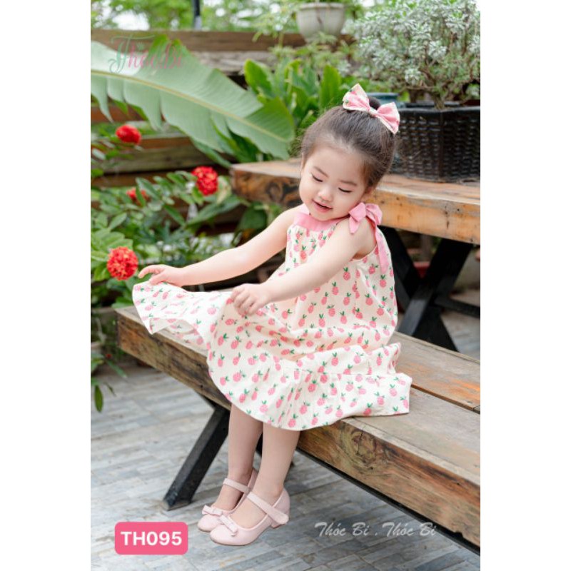 Đầm maxi bé gái nơ vai họa tiết trái thơm hồng🍍 Chất liệu thô Nhật cực đẹp, hàng thiết kế, đường may kỹ ♥️Size 1-10Y♥️