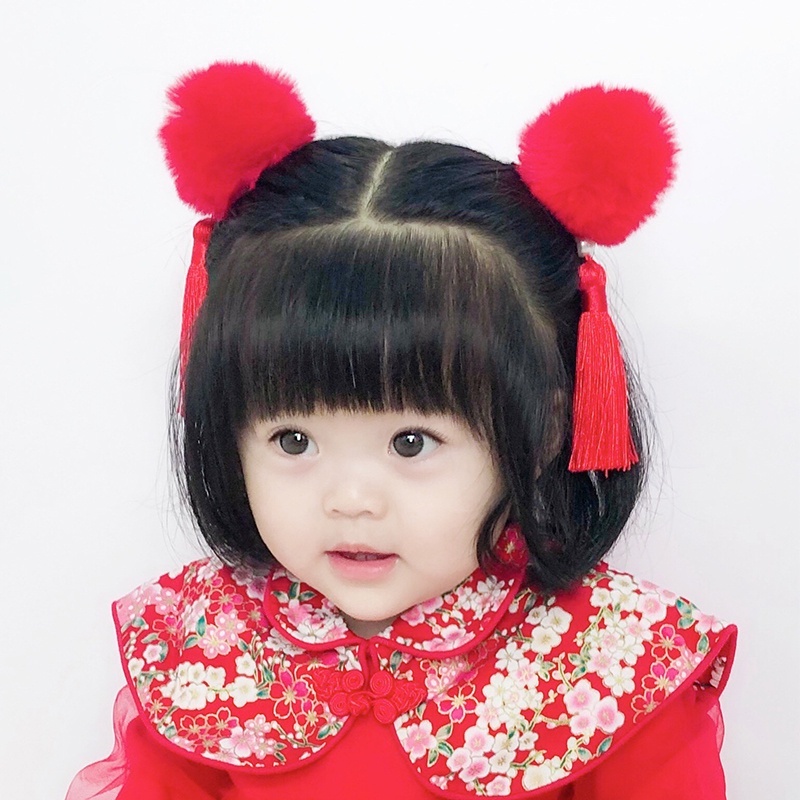 Đầm màu đỏ thích hợp làm quà tặng Giáng Sinh cho bé gái AKKU kèm phụ kiện tóc