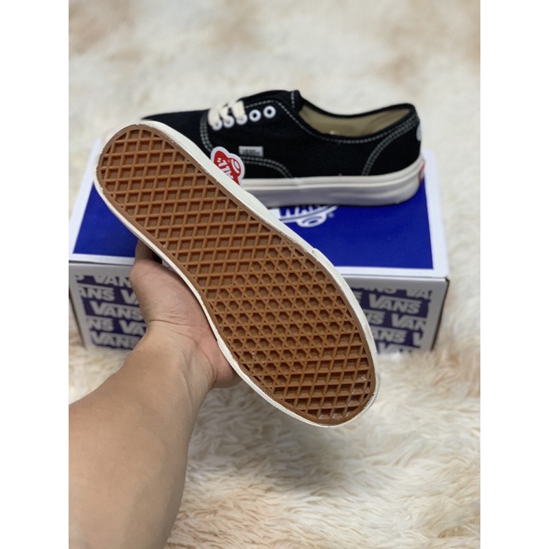 Giày thể thao nam nữ vans Vault Classic