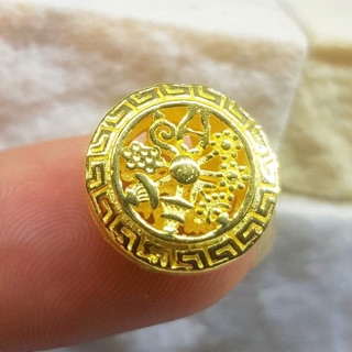 Charm bánh xe pháp luân