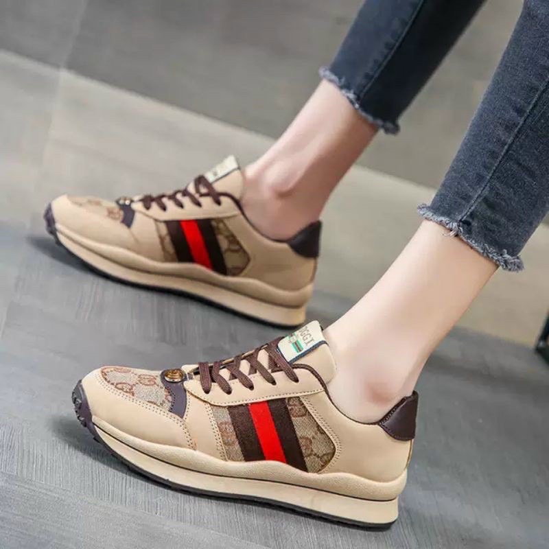 Giày thể thao sneaker pha mầu cá tính