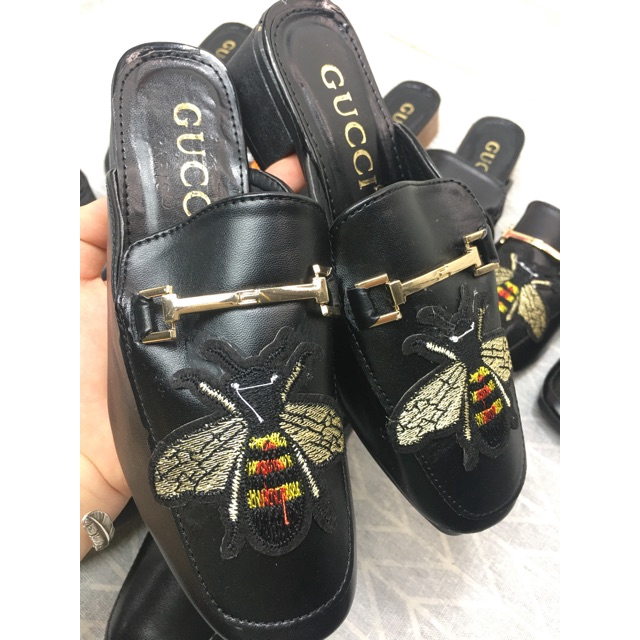 GIÀY SỤC DA KHUY TRÒN, HOẠ TIẾT THÊU HỔ,THÊU ONG (3 Mẫu) | BigBuy360 - bigbuy360.vn