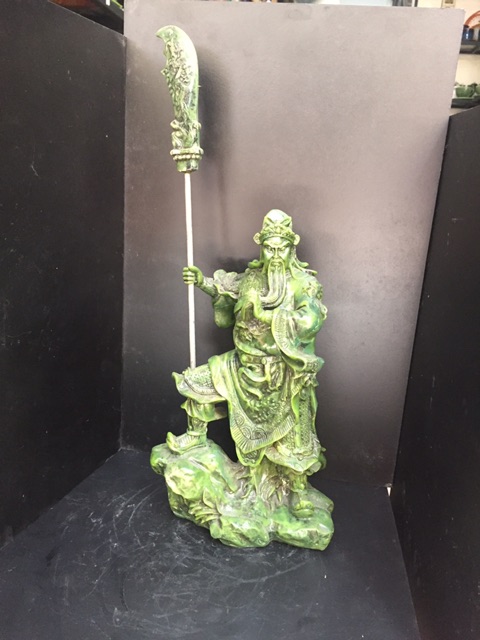 Tượng quan công cầm đao bằng đá nhân tạo composite cao 23cm