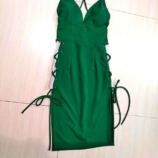 đầm body đan dây hở ngực sexy