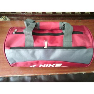  TÚI THỂ THAO NIKE ĐỎ