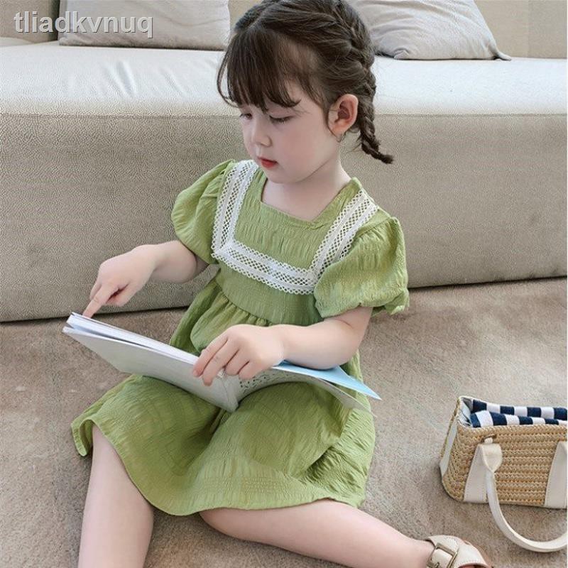 Cô gái ăn mặc mùa hè 2021 nữ mới phong cách nước ngoài váy trẻ em tay áo phồng một liên lạc của màu xanh lá câ