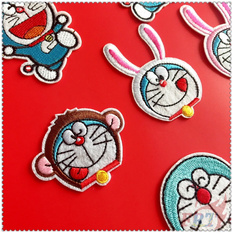 Set 1/3 miếng vá ủi quần áo hình Doraemon đáng yêu
