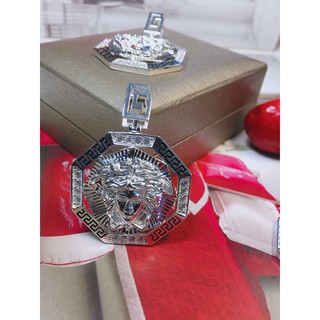 Mặt dây chuyền Versace