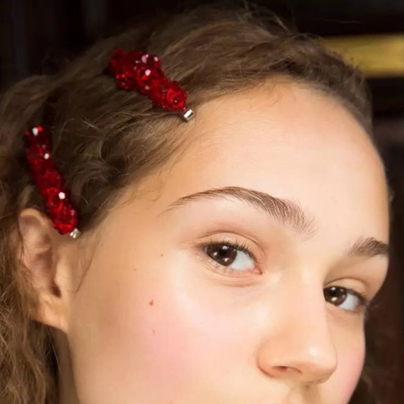 Kẹp Tóc Hình Hoa Bằng Hợp Kim Kim Loại Một Kiểu Bất Đối Xứng Cho Nữ