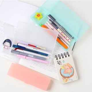 Hộp bút nhựa siêu cứng