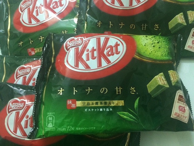 Bánh KitKat Nhật Bản vị trà xanh