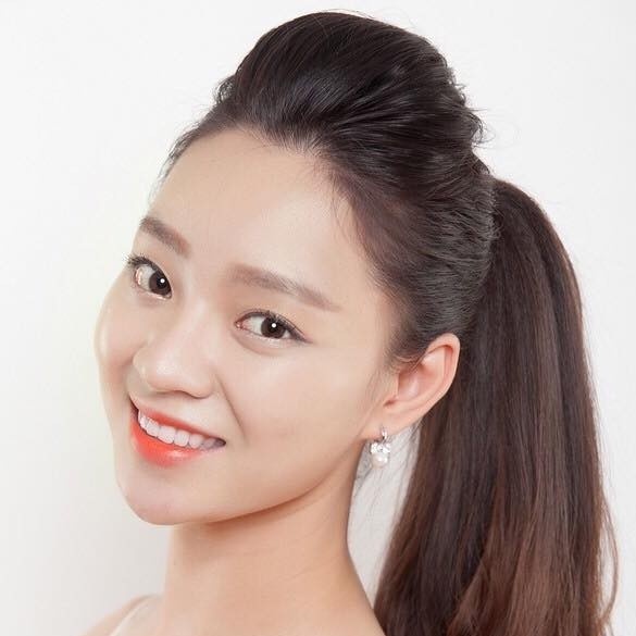 Lược tạo kiểu tóc phồng phong cách Hàn Quốc