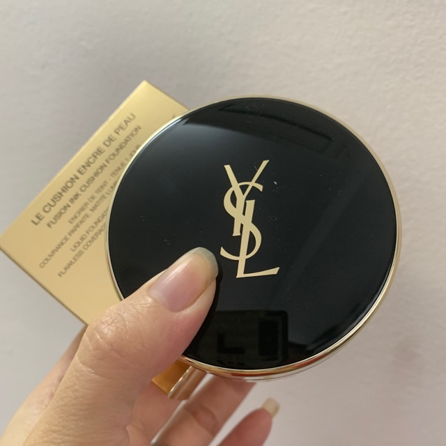 Cushion YSL