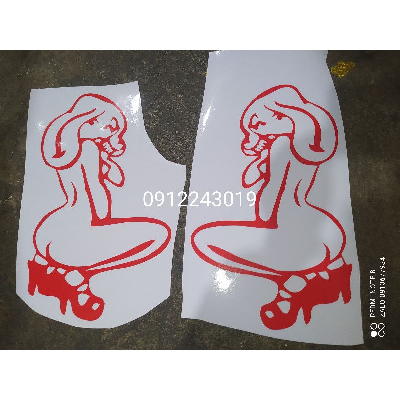 Tem decal hình cô gái dán trang trí xe ô tô, xe tải, xe ben, đầu kéo