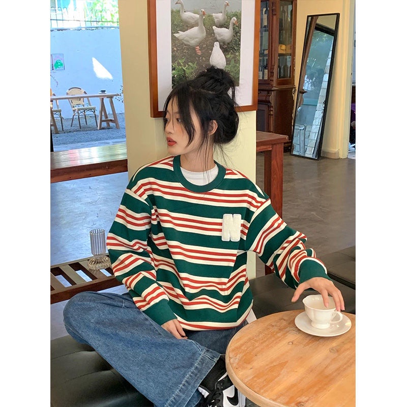 ★Áo Len Cổ Điển Mỹ★Áo Nỉ Tay Dài Cổ Tròn Họa Tiết Kẻ Sọc Màu Xanh Lá Phong Cách Mỹ Cổ Điển Thời Trang 2022 Mới Dành Cho Bạn Nữ