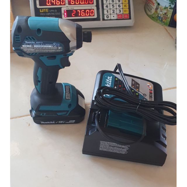 Máy Bắn Vít  Makita  XDT 13