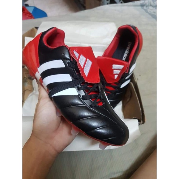 Giày đá bóng predator Beckham