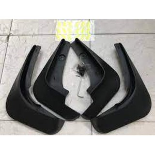 Chắn bùn bánh Cruze / giá 1 bộ 4 cái