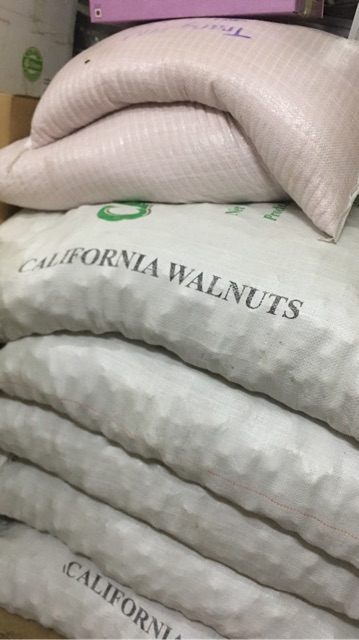 500g Nhân óc chó sống Mỹ vỡ 1/5 nhân óc chó vụn date mới