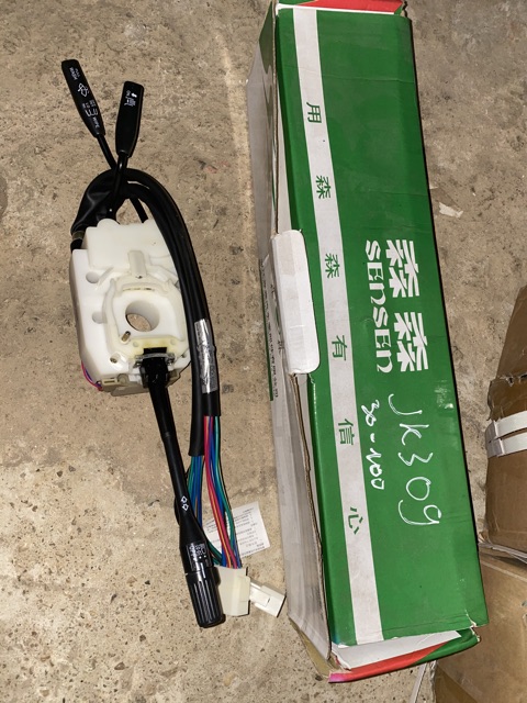 Sản phẩm gia đình làm: Công tắc tổng hợp JK309