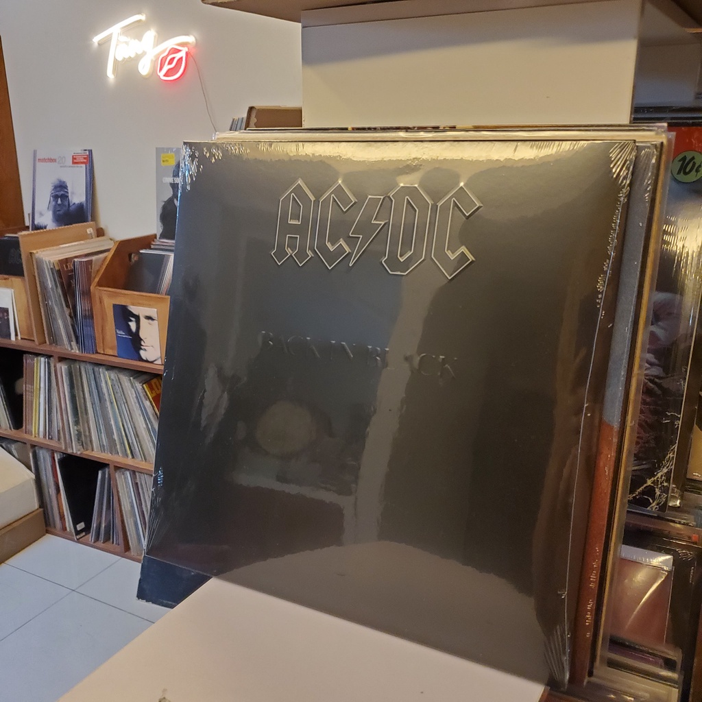 AC/DC - BACK IN BLACK vinyl đĩa than ACDC