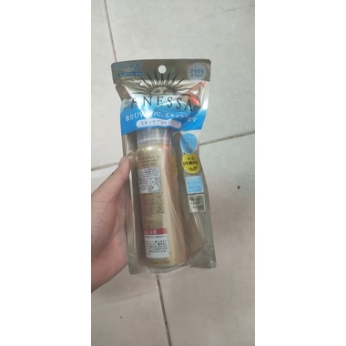 Xịt chống nắng dưỡng da bảo vệ hoàn hảo Anessa Perfect UV Sunscreen Skincare Spray