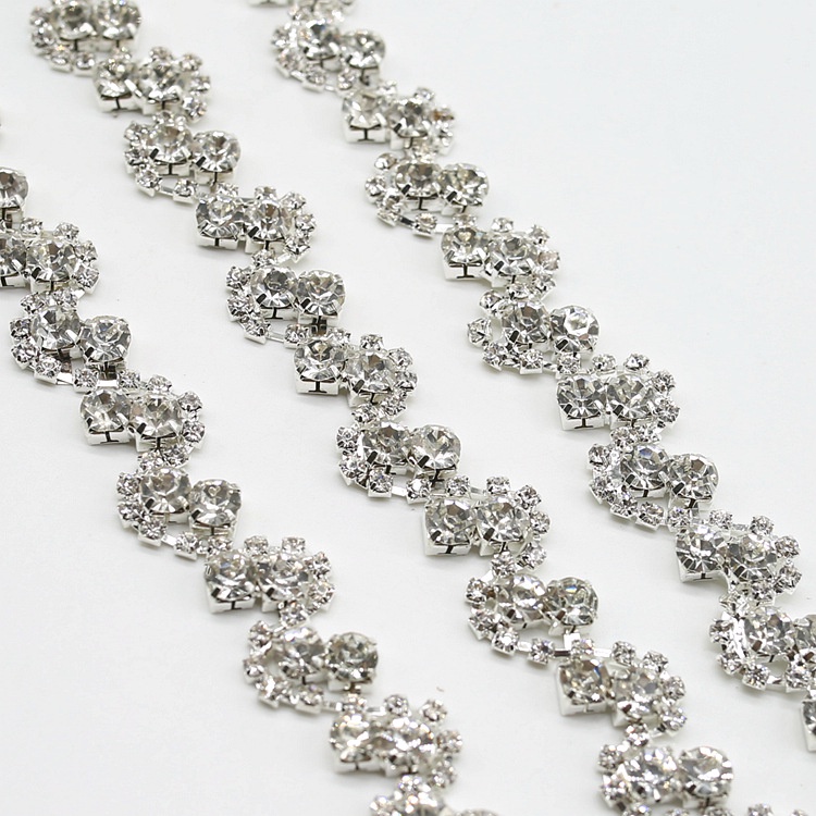 2113820 Chuỗi Dây Xích Kim Cương Giả Trang Trí Váy Cưới Cho Cô Dâu