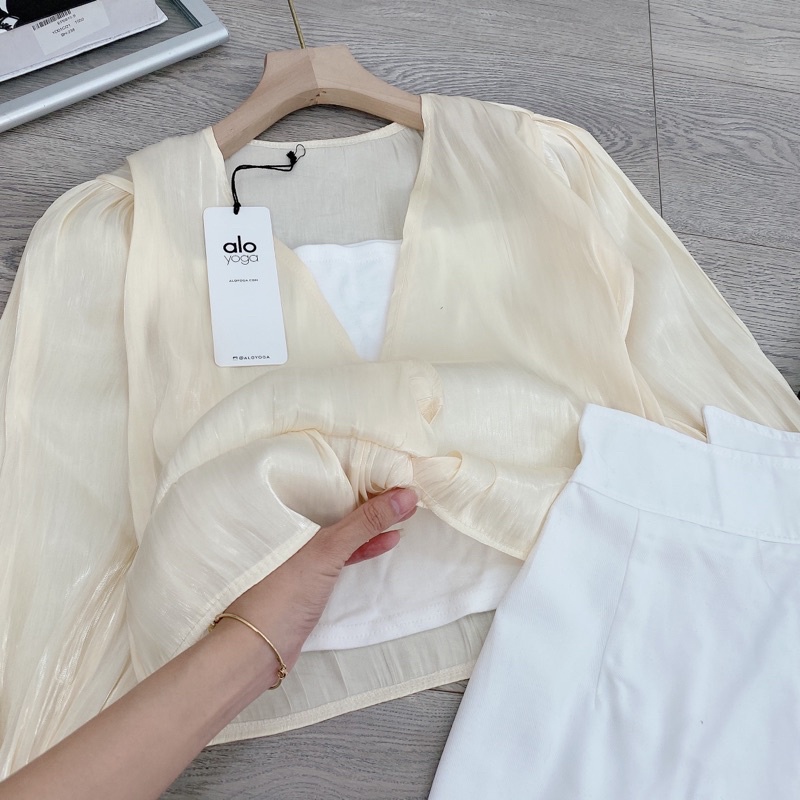 [ 𝐅𝐑𝐄𝐄 𝐒𝐇𝐈𝐏 ] SÉT 3 MÓN XOẮN EO HÓT HIT ÁO DÀI TAY CHUN TƠ ÓNG HÀNG ĐẸP LẮM Ạ