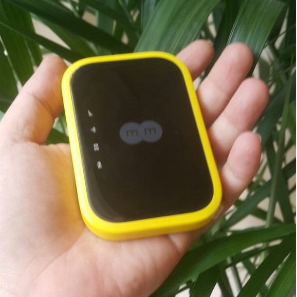 Alcatel EE120 Siêu Phẩm Bộ Phát Wifi 4G Tốc Độ 600Mb Pin 4300mAh Kiêm Sạc Dự Phòng