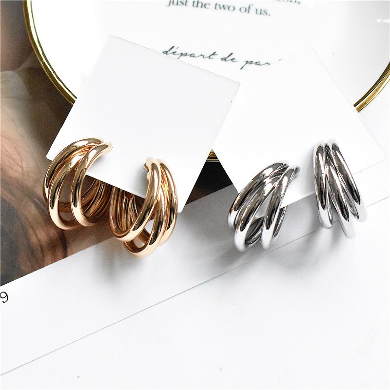 Bông Tai Hình Tròn Cá Tính Độc Đáo Phong Cách Hàn Quốc A596