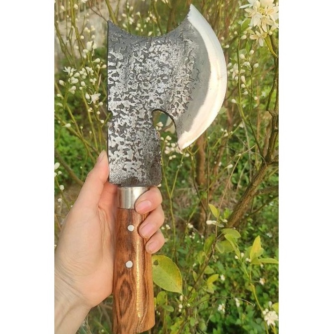 RÌU CHẶT CÂY, CHẶT XƯƠNG- LÀNG RÈN PHÚC SEN CAO BẰNG.