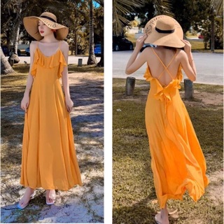 Đầm maxi vàng bèo hai dây hở lưng