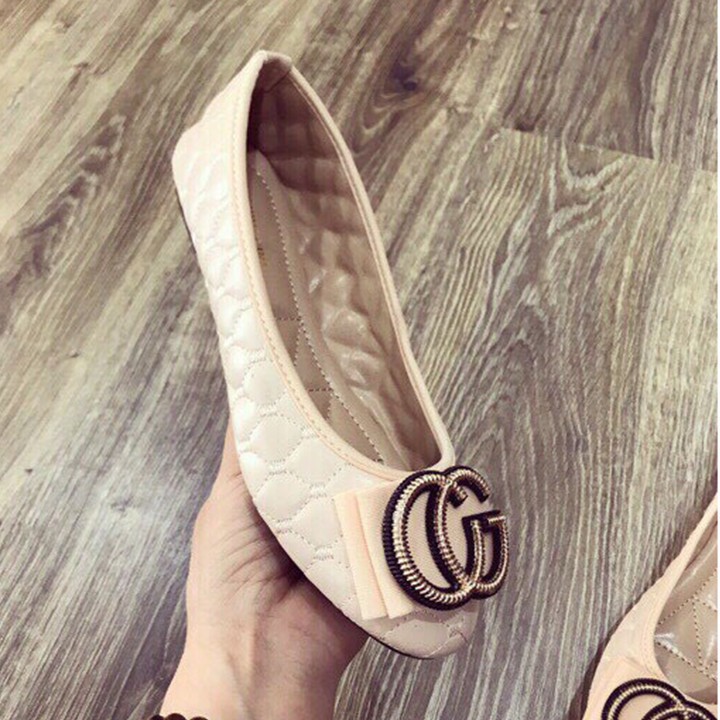 Giày nữ đế bệt búp bê trần da đính họa tiết CC êm chân | BigBuy360 - bigbuy360.vn