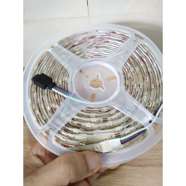 Led dây 5050 RGB nhiều màu có sẵn Remote + Adaper 3A có keo dán