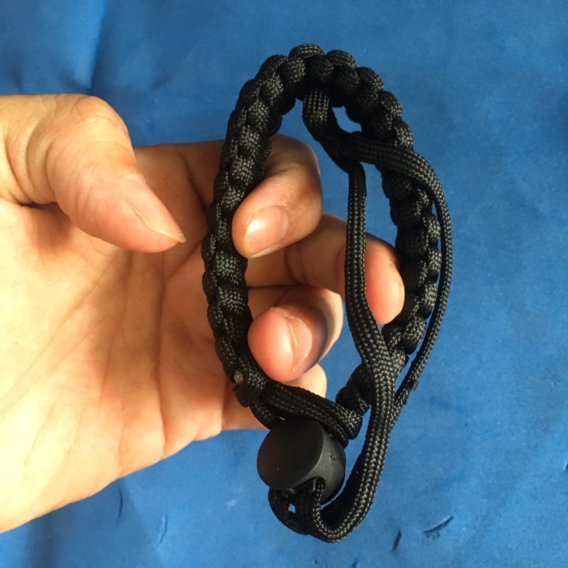 Dây đeo máy ảnh tết tay - Đỏ, xanh, đen và ngụy trang