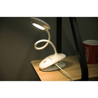 Đèn bàn Panasonic HH-LT023219