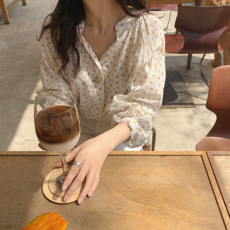 Áo sơ mi nữ tay dài dáng rộng in họa tiết hoa lá thời trang Hàn Quốc